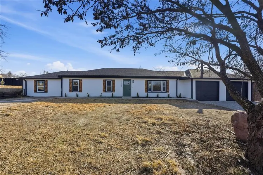 13207 NW 83rd Street, Kansas City, MO 64152 - #2