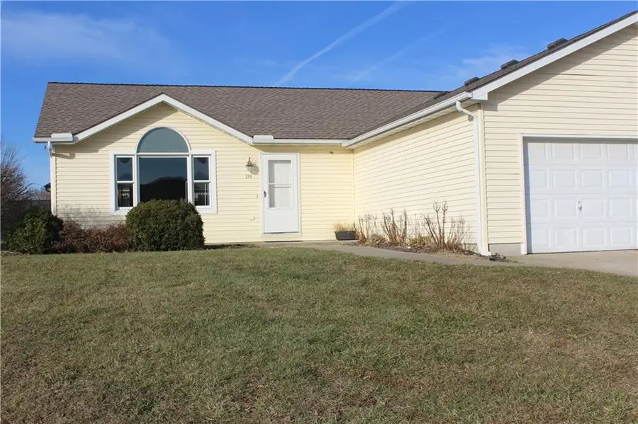 216 S Dalton Drive, Lone Jack, MO 64070 - Image #2