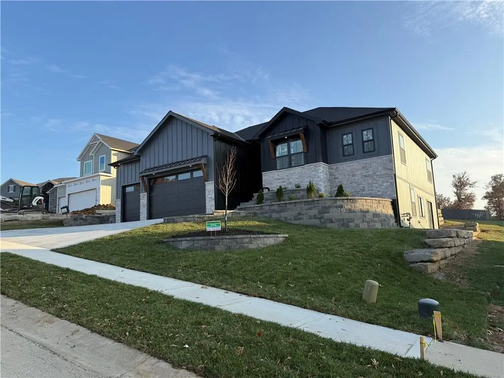 804 SE Pine Court, Blue Springs, MO 64014 - #1