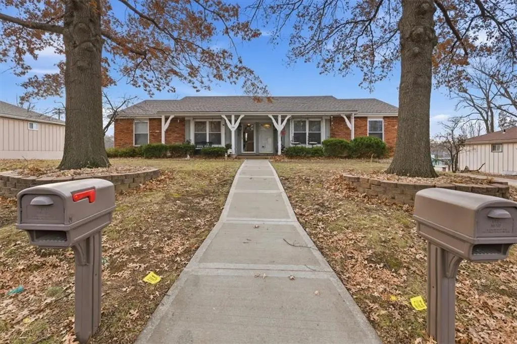 314 Melody Lane, Lees Summit, MO 64063 - Image #1