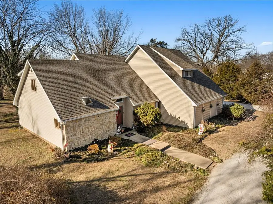 16800 S 1413 Road, Nevada, MO 64772 - #2