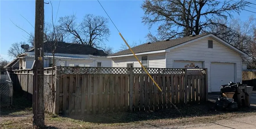 339 W 6th Avenue, Garnett, KS 66032 - Image #3