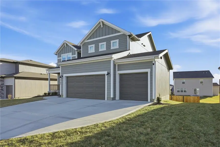 2765 SW 11th Street, Lees Summit, MO 64081 - Image #3