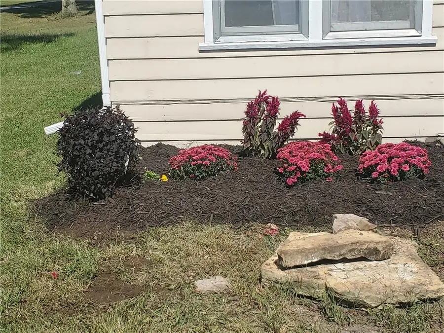 202 E Linn Street, Lacygne, KS 66040 - Image #2