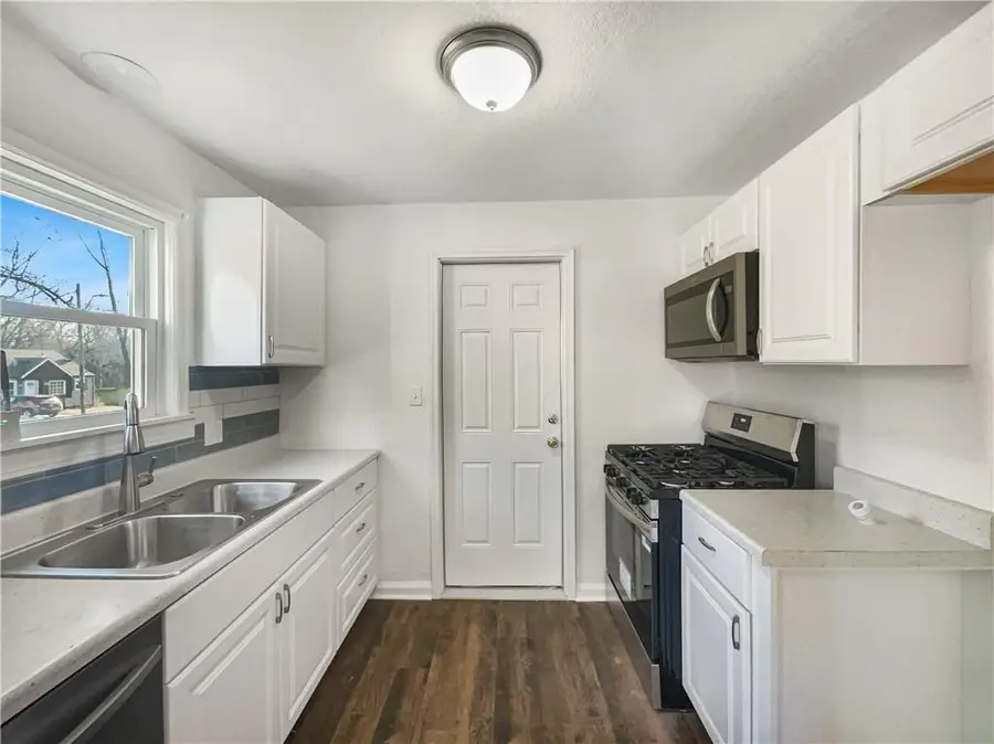 4444 N Chestnut Avenue, Kansas City, MO 64117 - Image #2