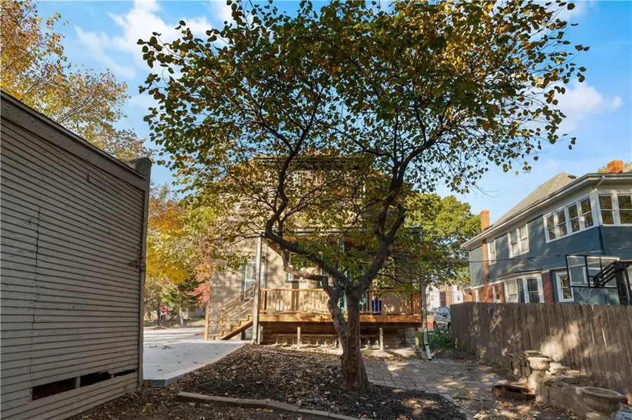 3833 Wyandotte Street, Kansas City, MO 64111 - #3