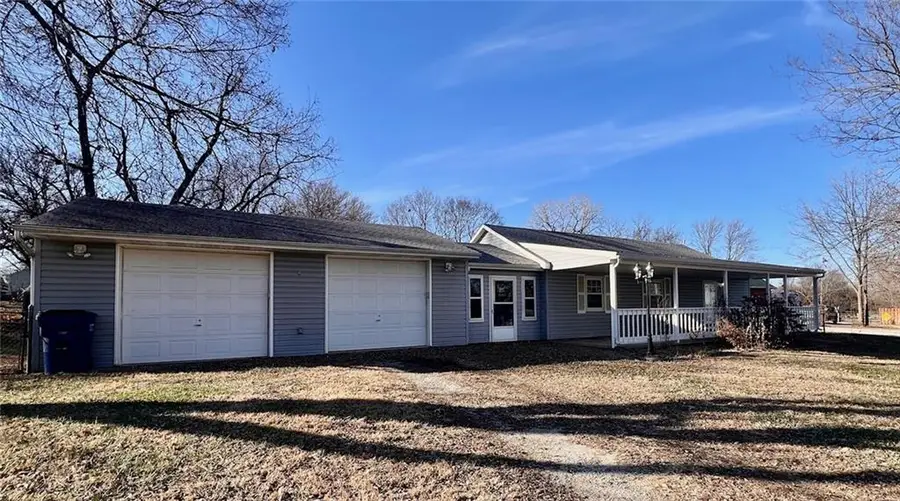 201 S Vine Street, McLouth, KS 66054 - Image #3