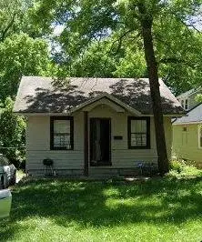 6121 Tracy Avenue, Kansas City, MO 64110