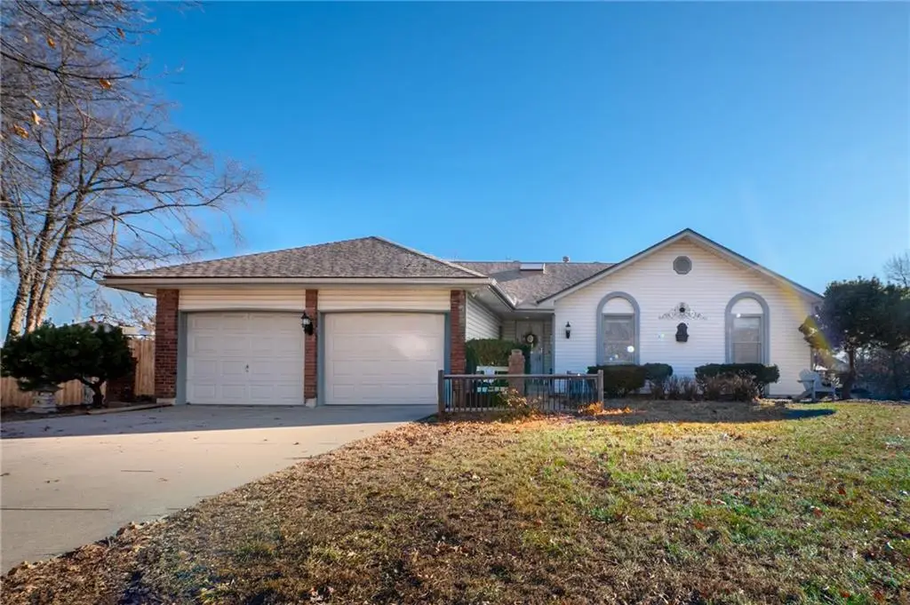 7801 N Garfield Avenue, Kansas City, MO 64118 - Image #1