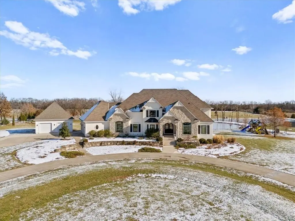 12517 S Harris Road, Lees Summit, MO 64086 - #1