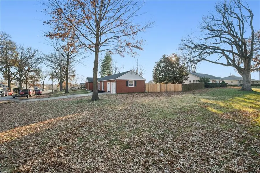 3804 Appleton Avenue, Independence, MO 64052 - Image #3