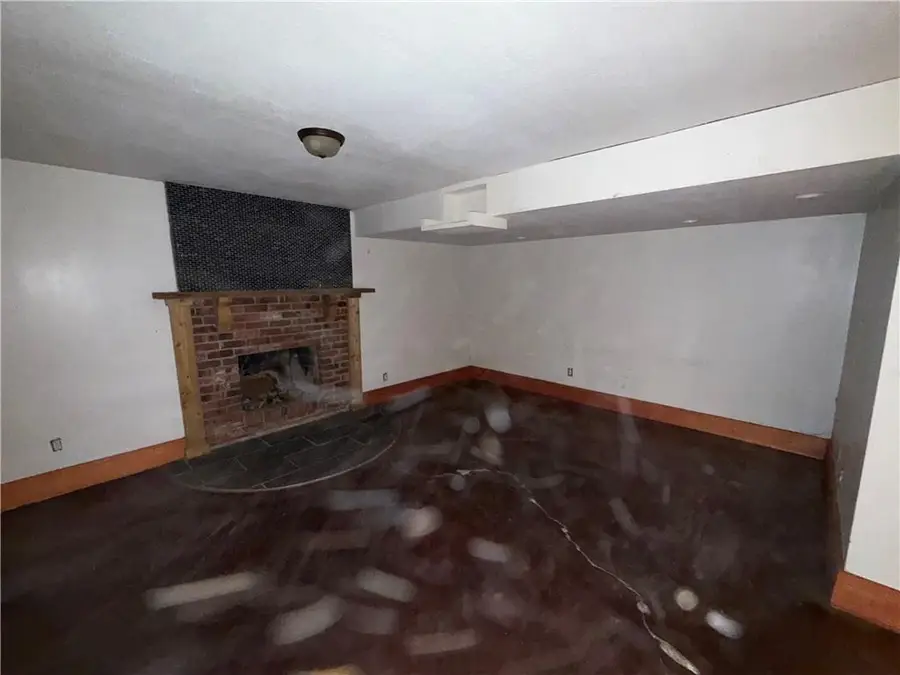 3720 Crescent Avenue, Kansas City, MO 64133 - Image #3