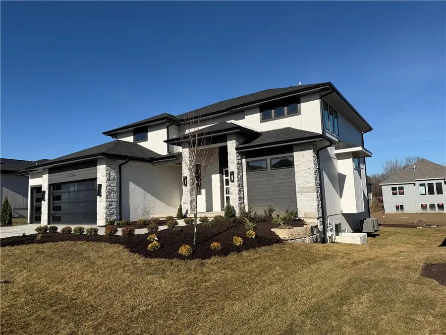 15364 W 161st Terrace, Olathe, KS 66062 - Image #2