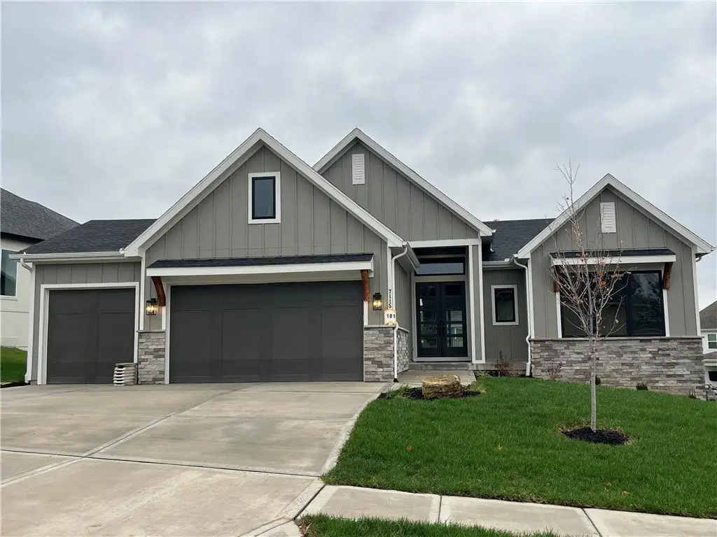 13105 W 72nd Street, Shawnee, KS 66216 - Image #1