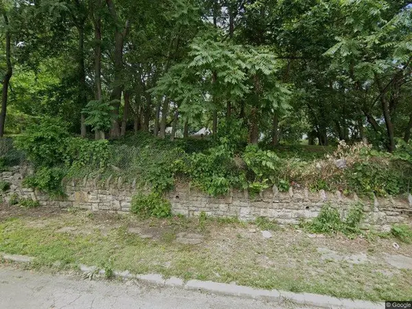 2202 Lister Avenue, Kansas City, MO 64127