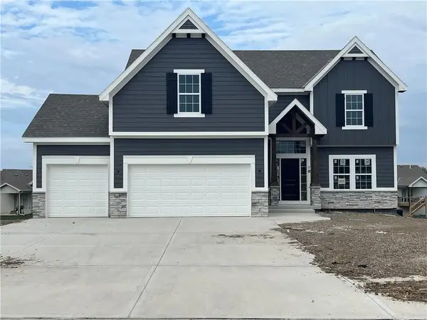 11803 N Bellaire Avenue, Kansas City, MO 64156