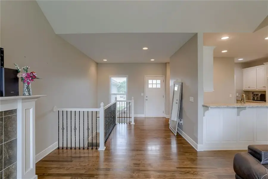 14145 Amanda Lane, Basehor, KS 66007 - Image #2