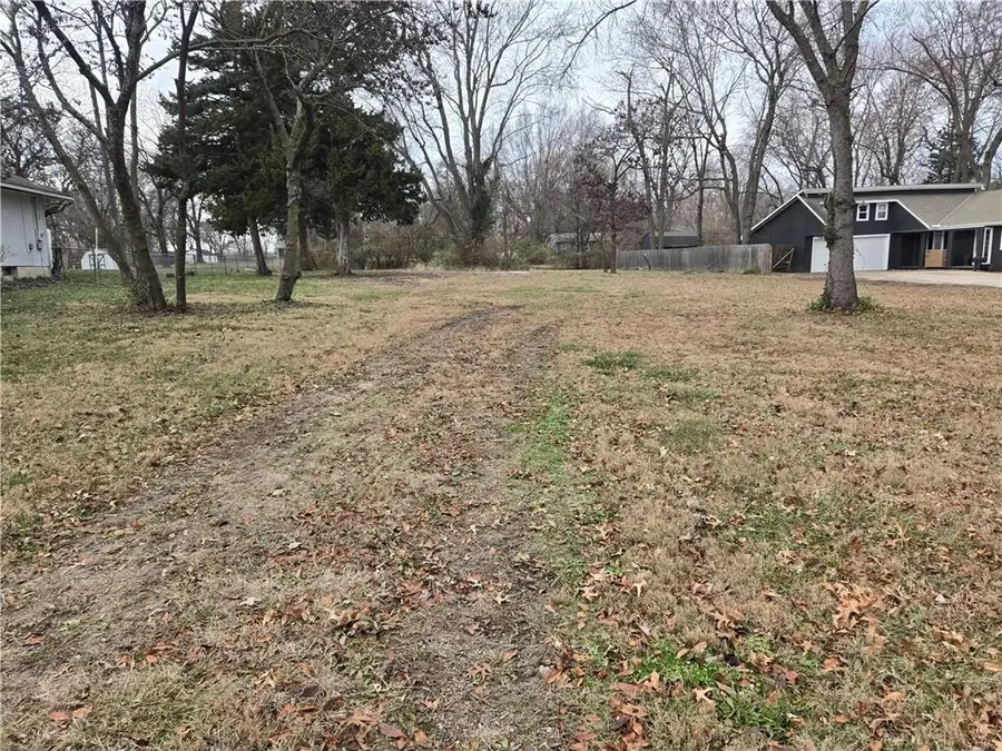 13608 Cypress Avenue, Grandview, MO 64030 - Image #2