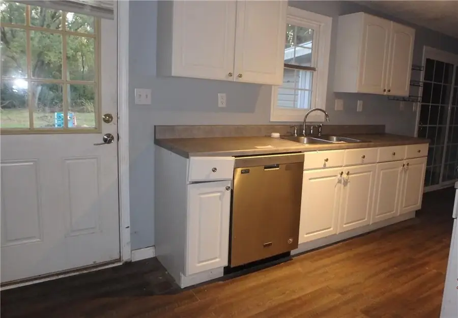 2625 NE 37th Street, Topeka, KS 66617 - Image #3