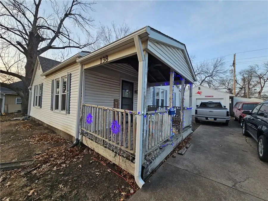 138 W Warren Street, Gardner, KS 66030 - Image #2