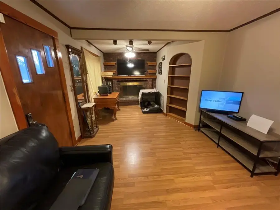 806 Utley Avenue, Kansas City, MO 64125 - Image #3