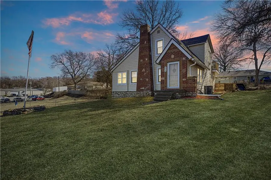 4925 Metropolitan Avenue, Kansas City, KS 66106 - #2