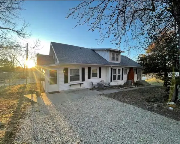 512 W 11th Street, Trenton, MO 64683