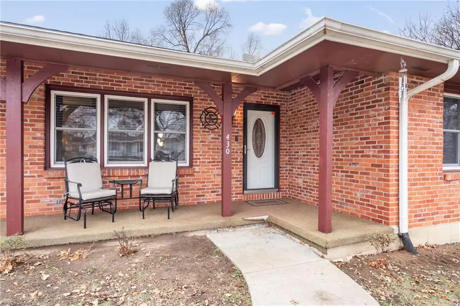 430 Chestnut Drive, Marshall, MO 65340 - Image #3