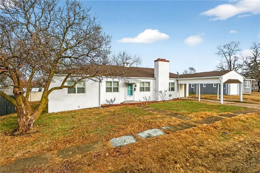 409 W Van Buren Street, Gallatin, MO 64640 - Image #3