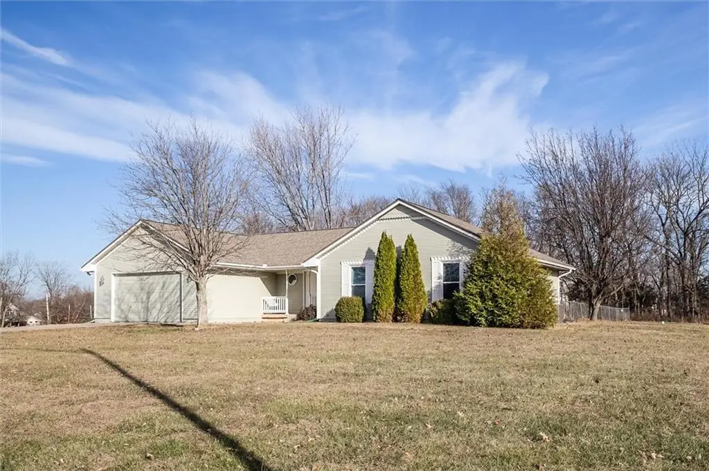 1901 SW Osage Drive, Oak Grove, MO 64075 - Image #1