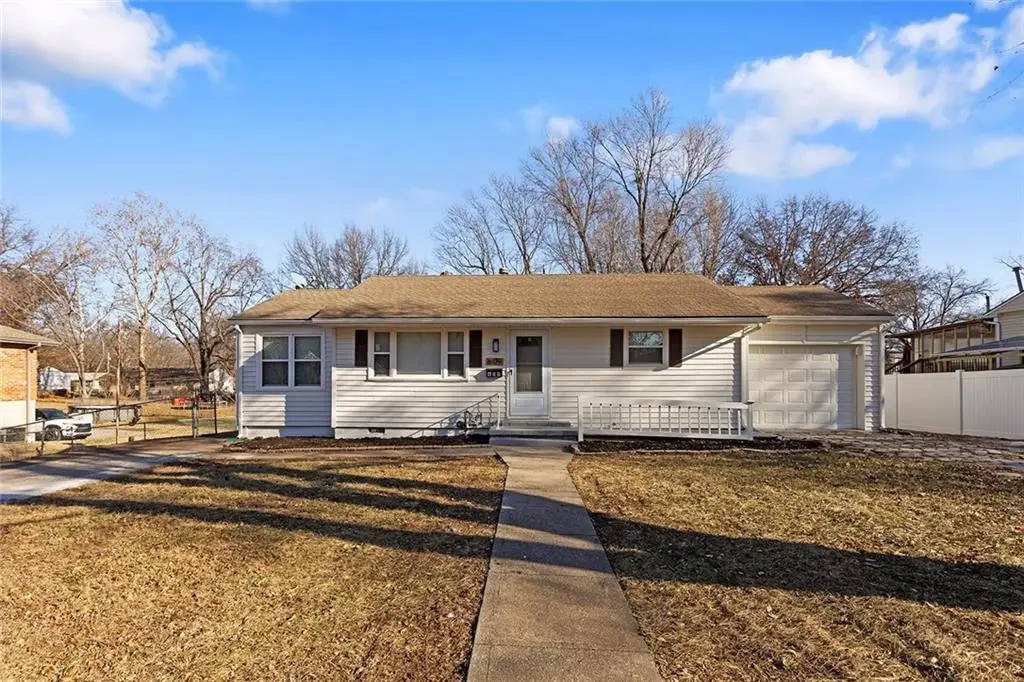 609 Florence Avenue, Lees Summit, MO 64063 - Image #1