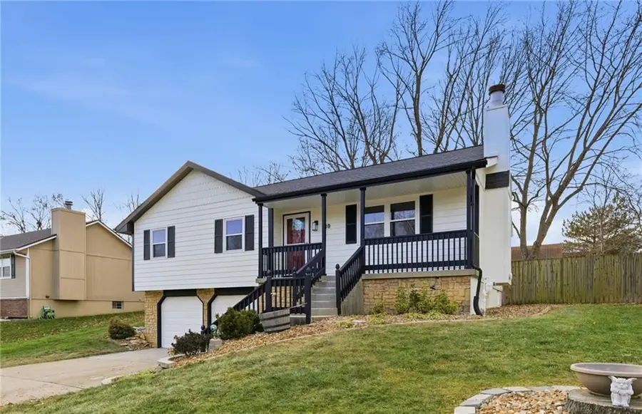 310 N Darrowby Drive, Raymore, MO 64083 - Image #3