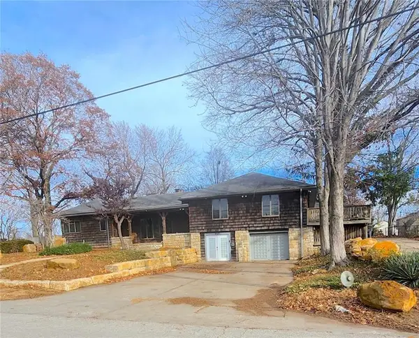 717 S 53rd Street, Kansas City, KS 66106