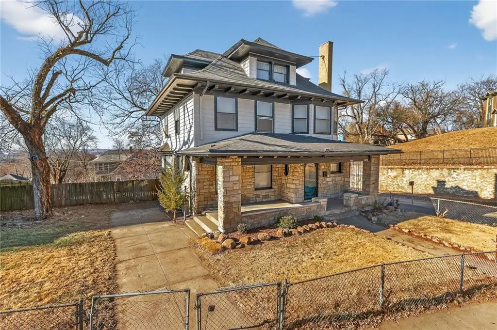 602 S 13th Street, Saint Joseph, MO 64501 - Image #1