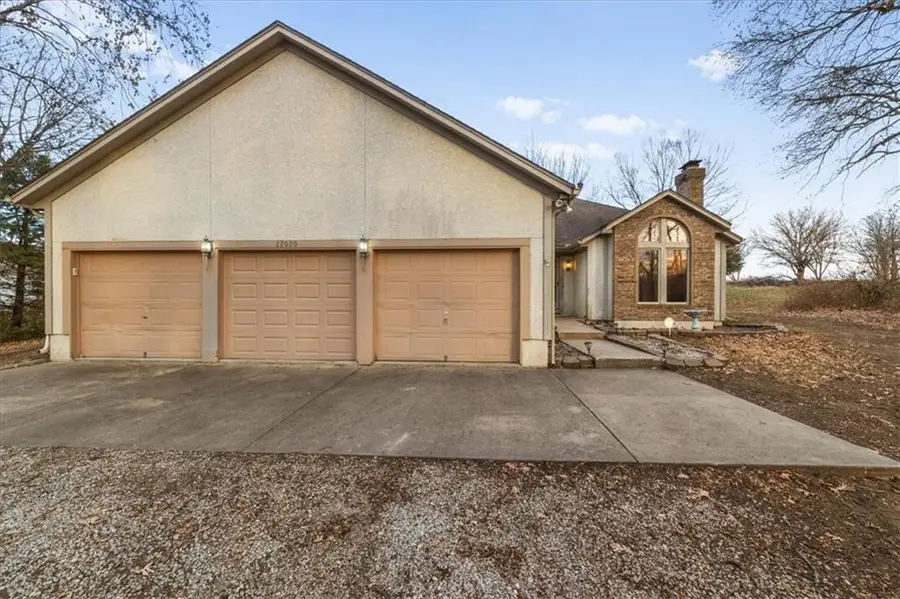 22020 171 Street, Basehor, KS 66007 - Image #2