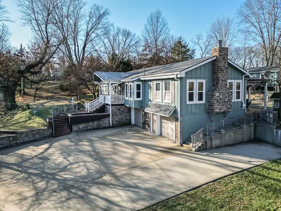 326 N 134th Street, Bonner Springs, KS 66012 - Image #2