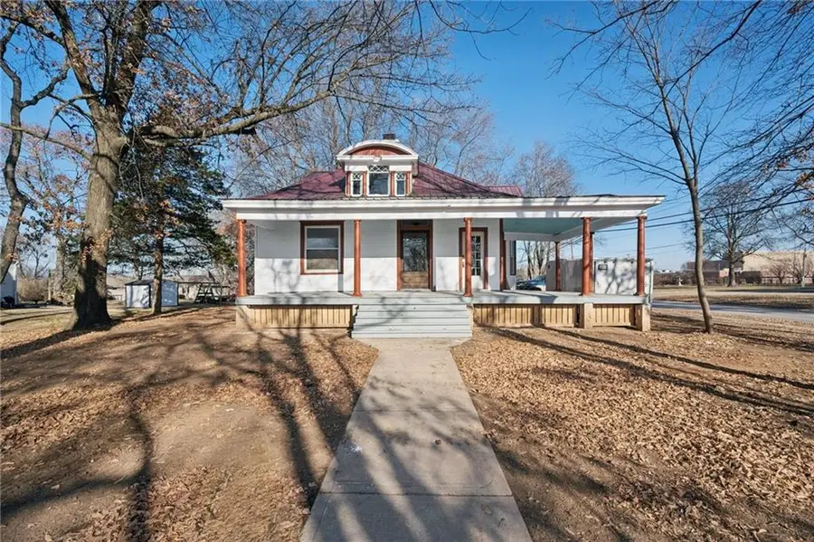 1304 E Pine Street, Harrisonville, MO 64701 - Image #2