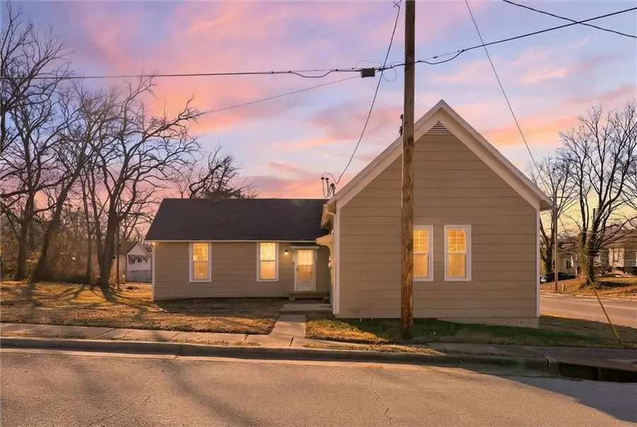 543 Buttinger Place, Leavenworth, KS 66024 - Image #2