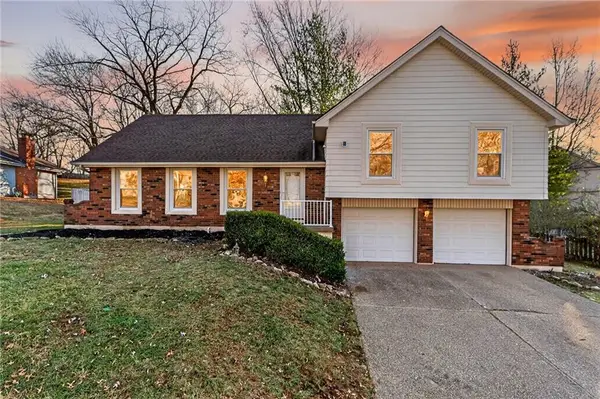 7407 N Granby Avenue, Kansas City, MO 64151