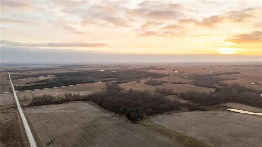 950A Delaware Terrace, Williamsburg, KS 66095 - Image #3