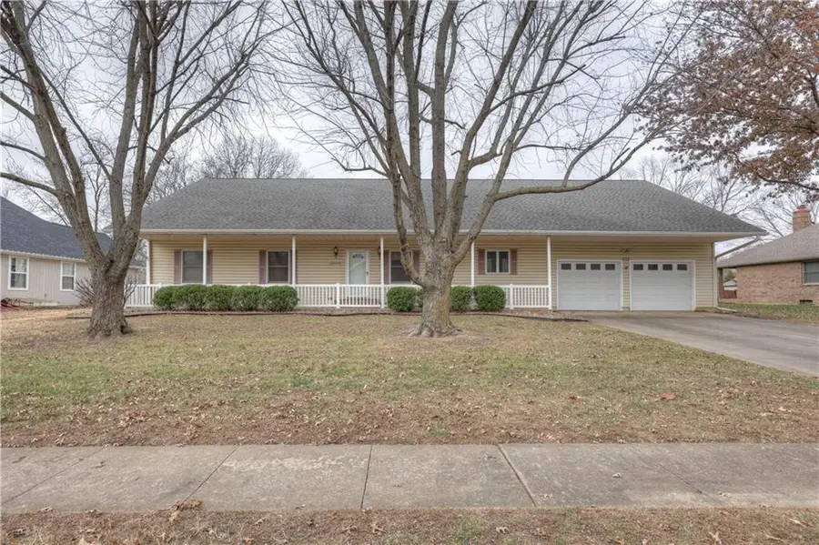 2908 Woodgate Drive, Pittsburg, KS 66762 - Image #2