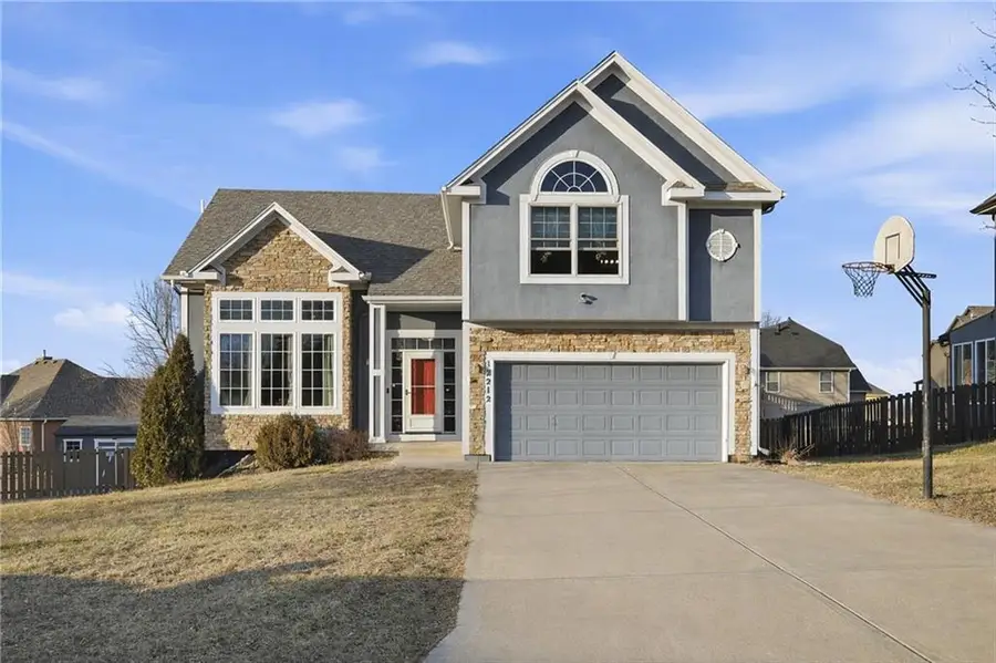 12212 Merion Drive, Kansas City, KS 66109 - #2