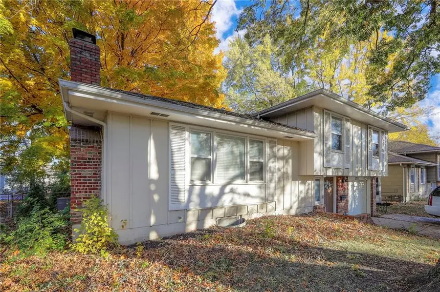 11715 Fuller Avenue, Kansas City, MO 64134 - #2