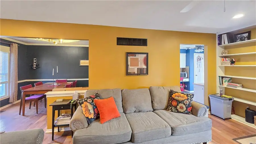 1032 S Lindenwood Drive, Olathe, KS 66062 - Image #3