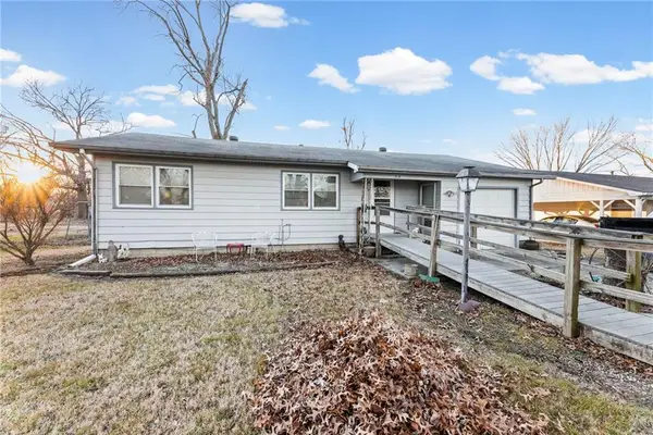 1018 N Sycamore Street, Ottawa, KS 66067