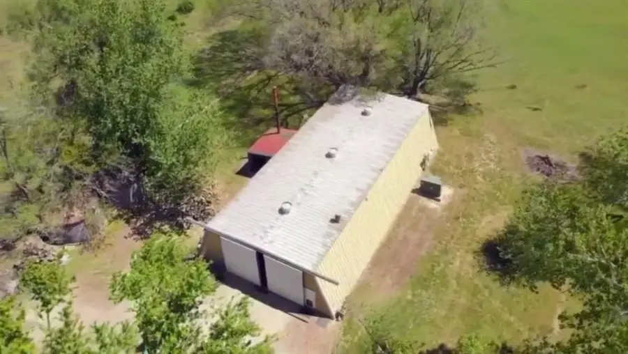 20340a Ks 52 Highway, Pleasanton, KS 66075 - Image #2