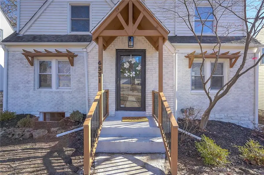 6531 Holmes Road, Kansas City, MO 64131 - Image #3