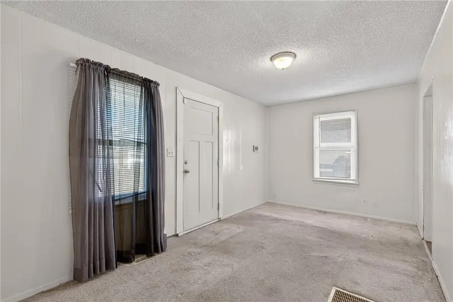 2139 N 33rd Street, Kansas City, KS 66104 - Image #2