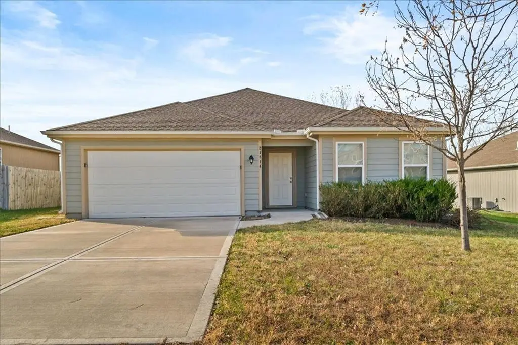21814 Franklin Street, Spring Hill, KS 66083 - Image #1