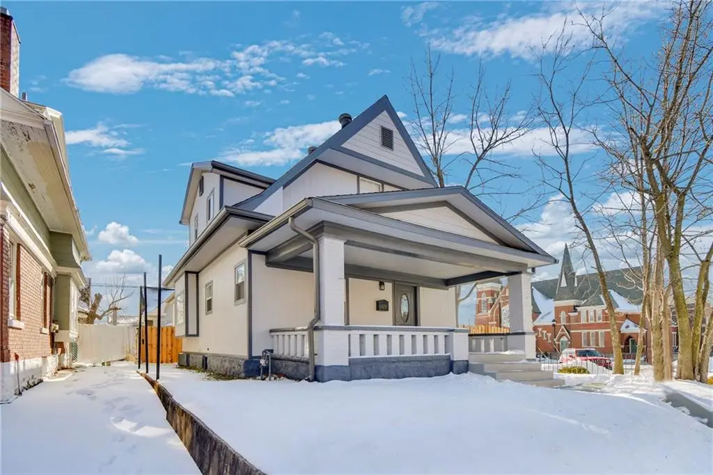 419 W Maple Avenue, Independence, MO 64050 - #1